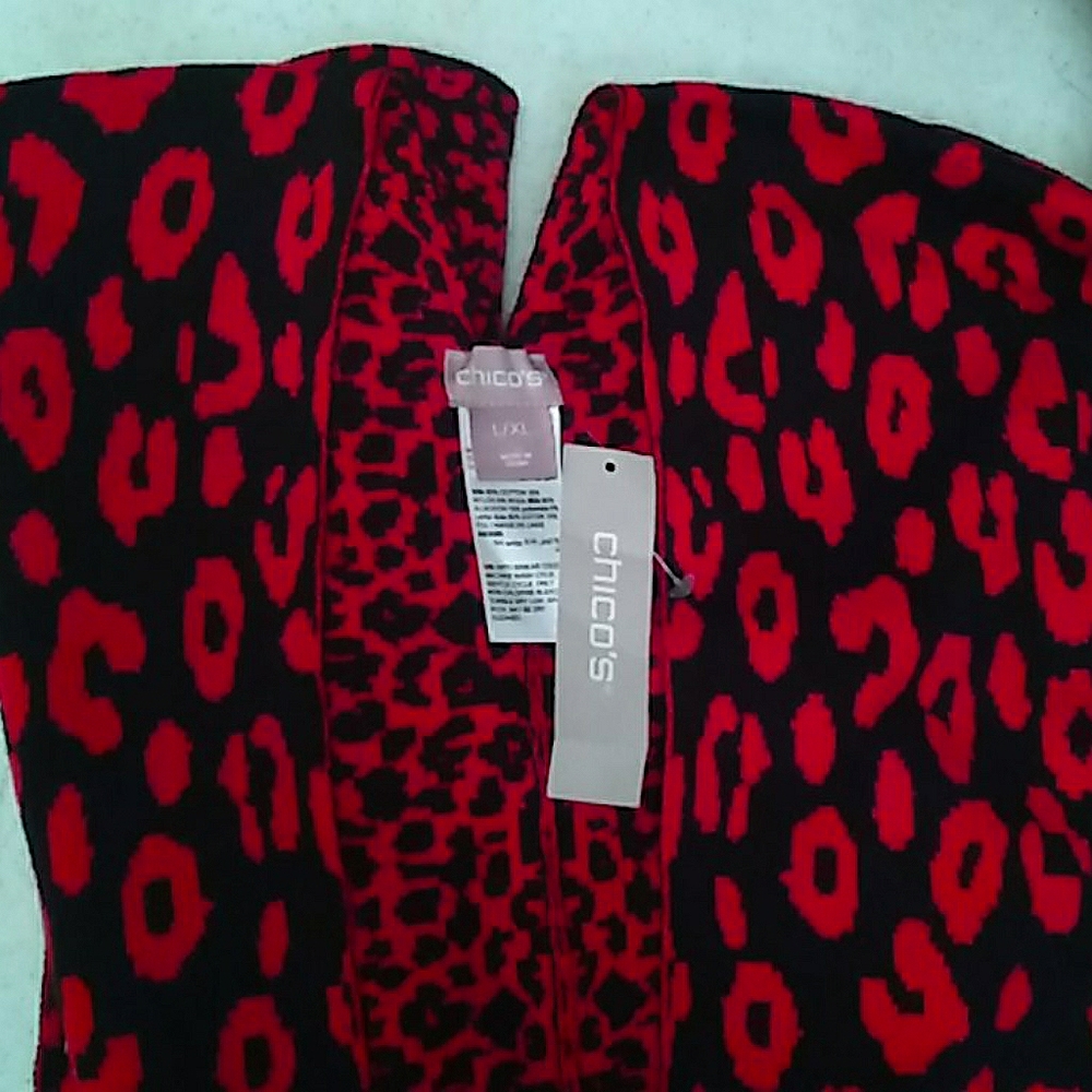 CHICHO'S Animal Jacquard Ruana - Picture 2 of 8